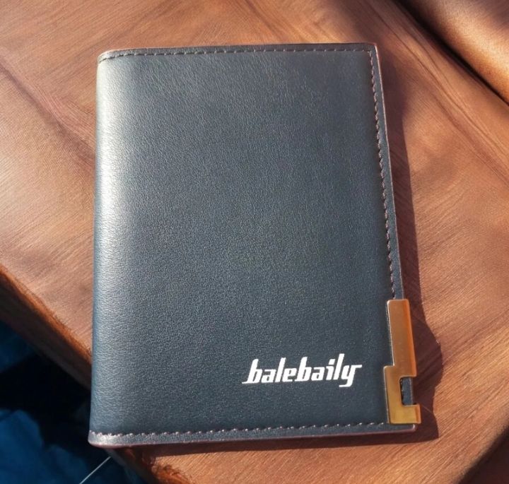 Short Leather Wallet