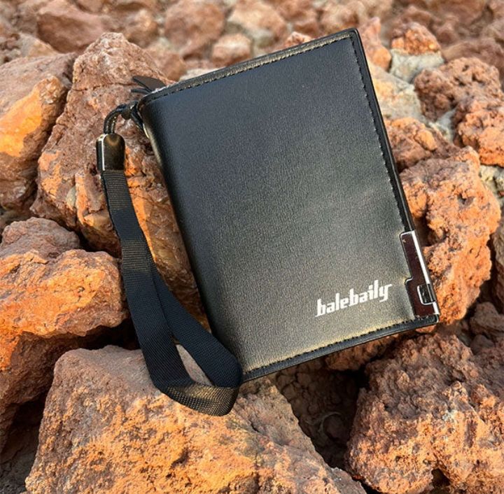 Short Leather Wallet
