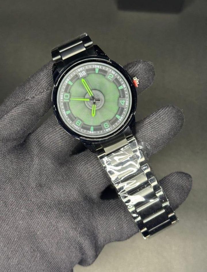 Stainless Steel Spinning Watch With Box