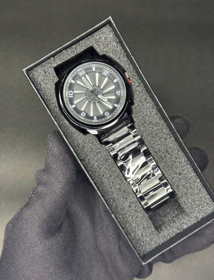 Stainless Steel Spinning Watch With Box